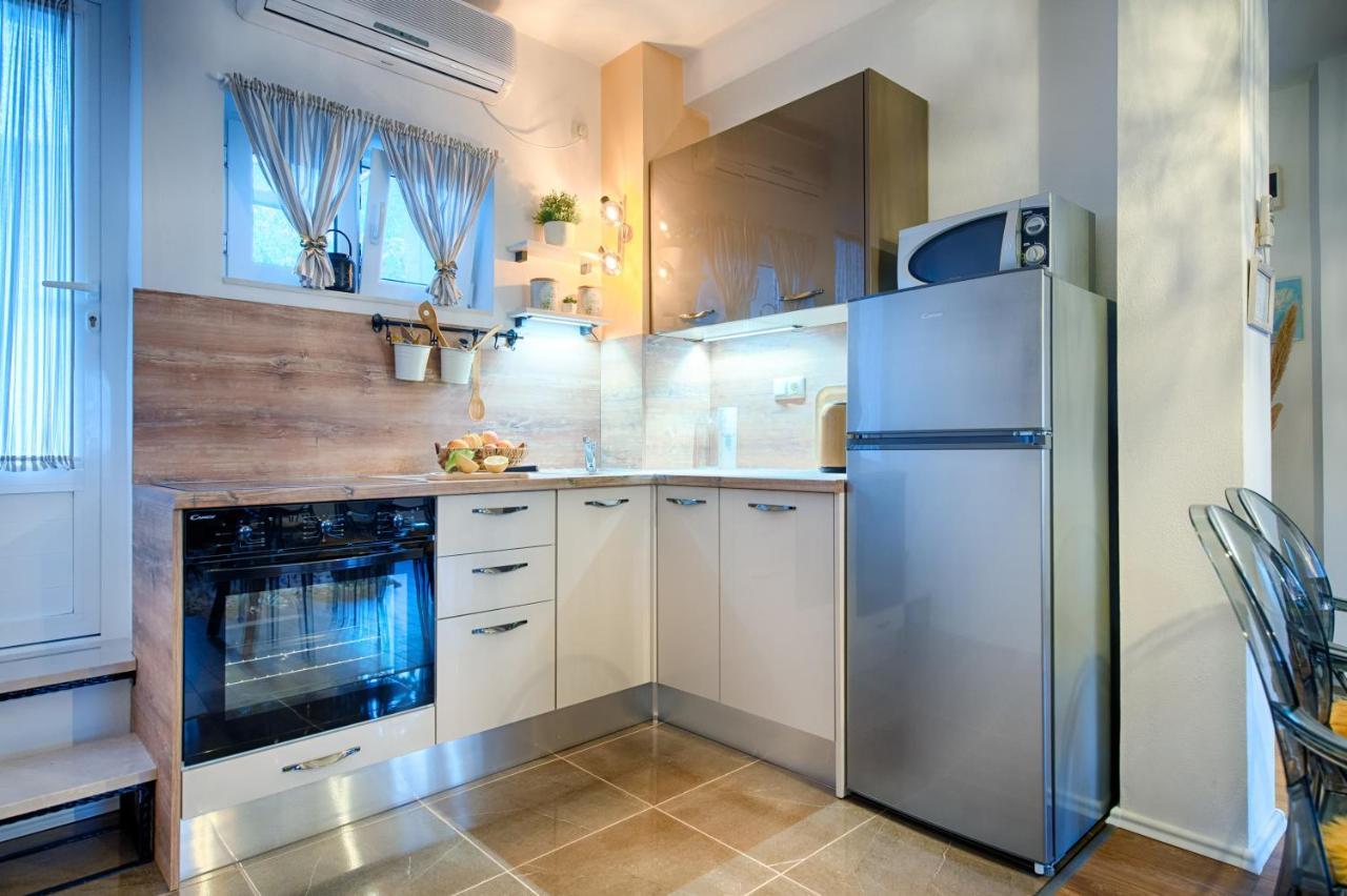 Apartments Dubra Komiža Esterno foto